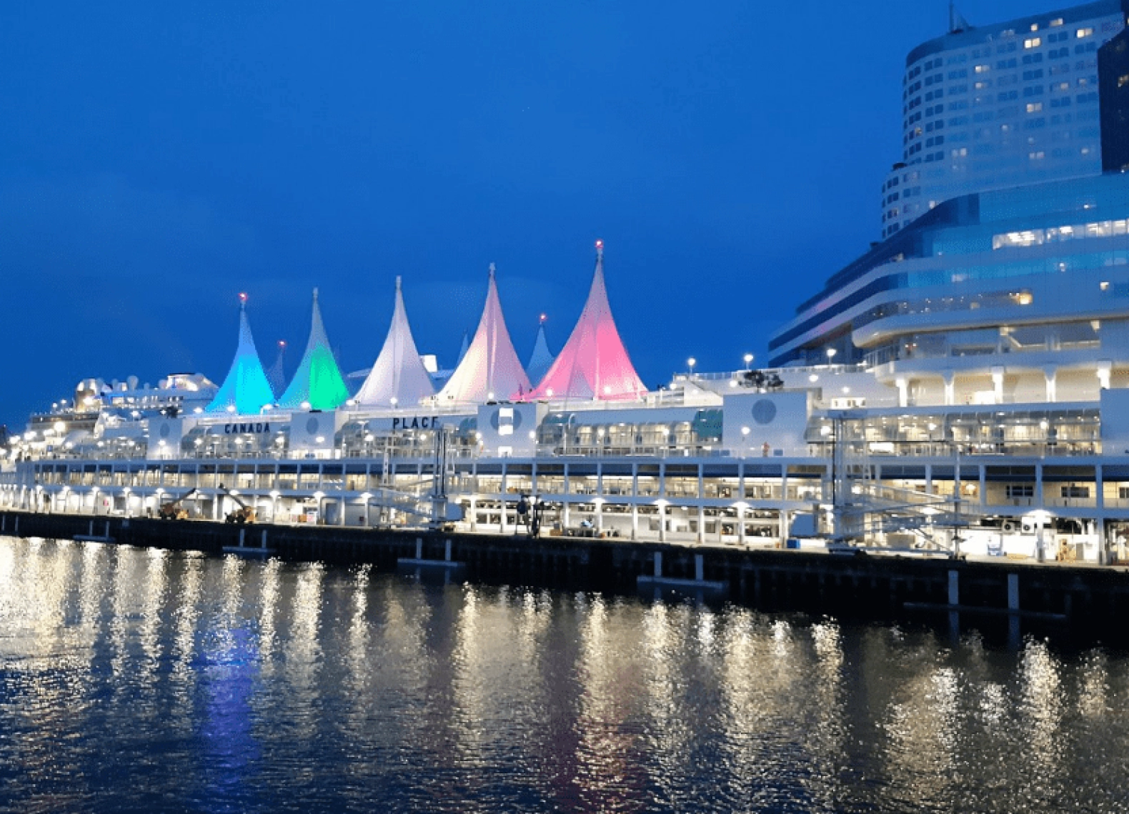 [Tour Canada liên tuyến tháng 7] Vi vu Vancouver - Đảo Victoria - Montreal - Ottawa - Toronto - Niagara (13/07/2026)