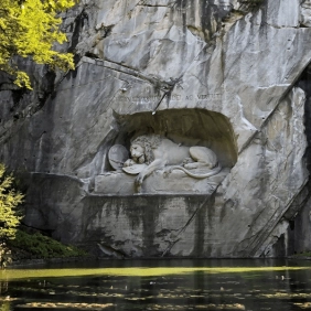 tour-chau-au-3-nuoc-thang-3-01