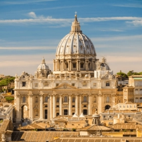 tour-chau-au-3-nuoc-thang-5-01